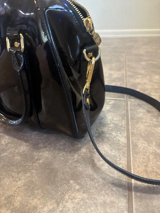 MCM Black Patent Leather Satchel with Gold Plaque and Hardware - Picture 5 of 11